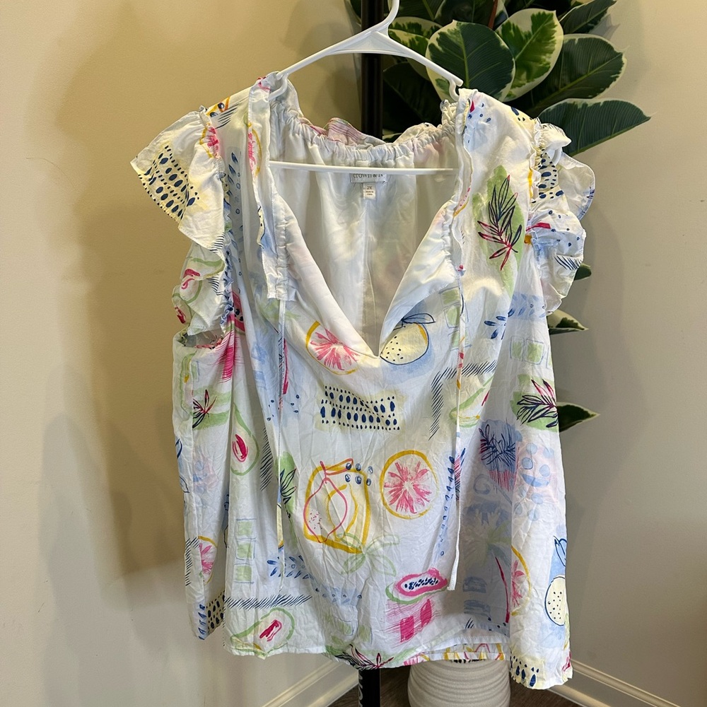 Crown & Ivy Multicolor Ruffle Blouse